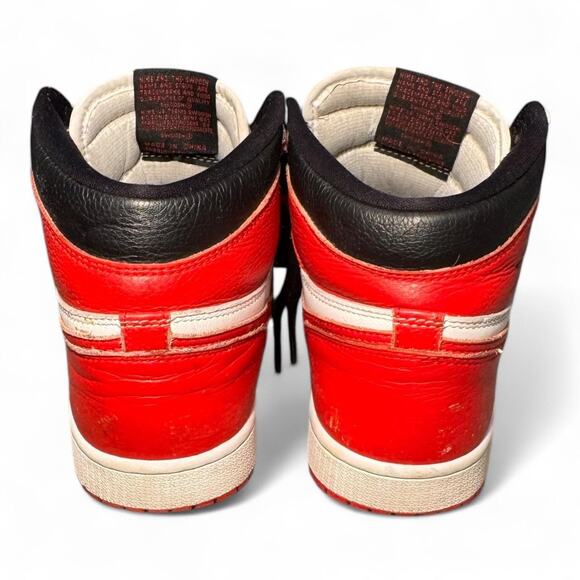 US 8 Air Jordan 1 Retro High OG “Heritage” – White/Red 2022 - Picture 6 of 8